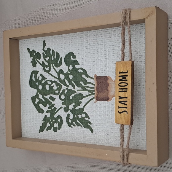 Plant Wall Hanging - Picture 1 of 2